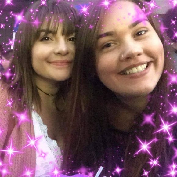 Meet your Posher, Lisa - Picture 1 of 1